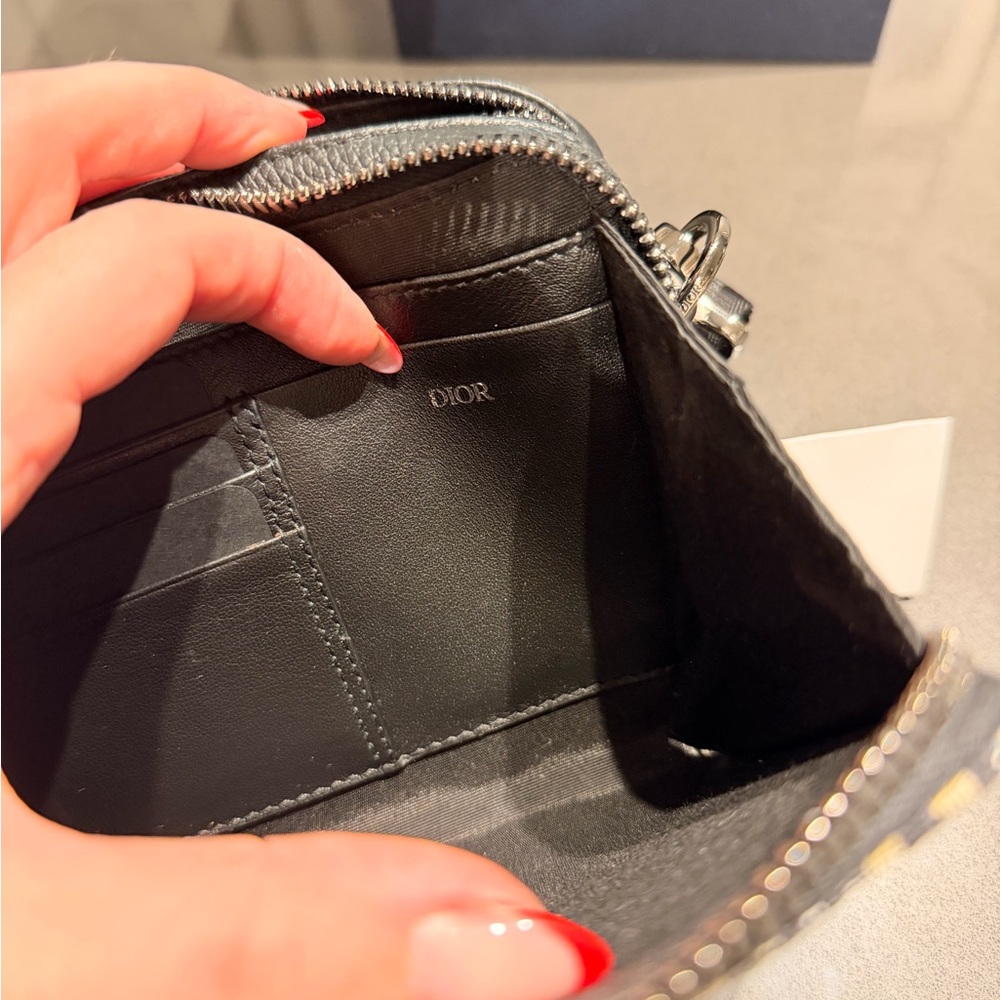 Dior Monogram Crossbody Bag in Oblique Canvas - Picture 2 of 10
